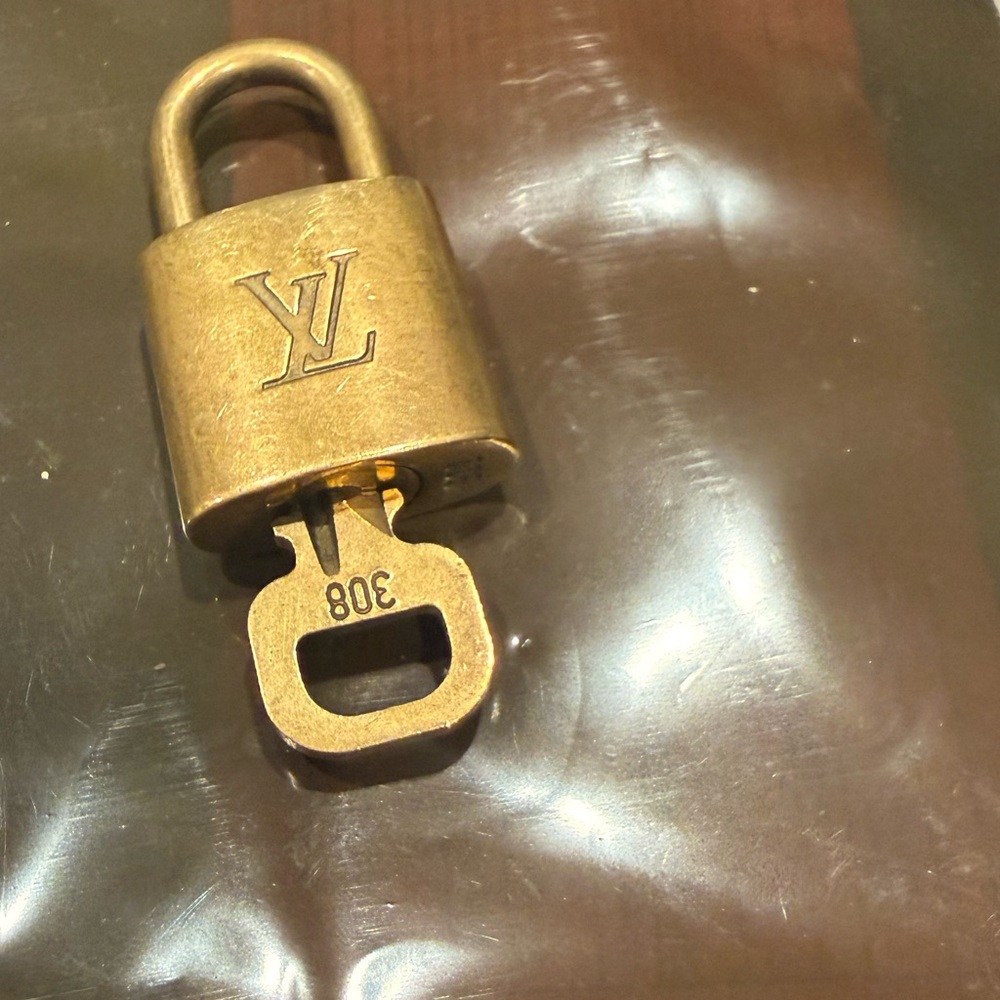 Louis Vuitton Gold Padlock and Key #308 - Picture 2 of 10